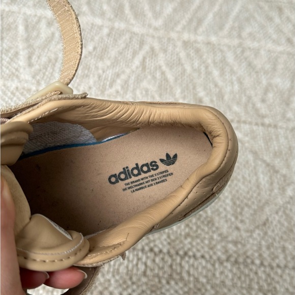 Super trendy Adidas Forum Low Nude&White women’s 7 - Picture 9 of 9